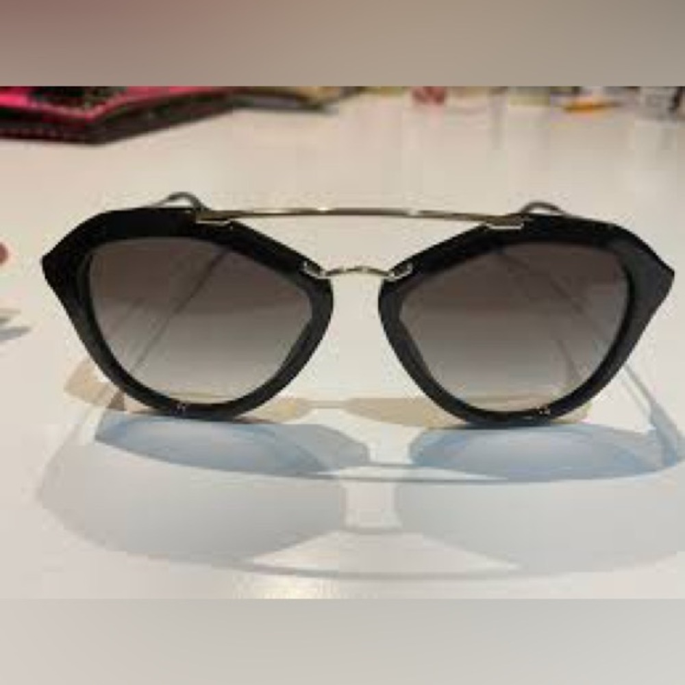 Prada cinema sunglasses - Picture 2 of 9